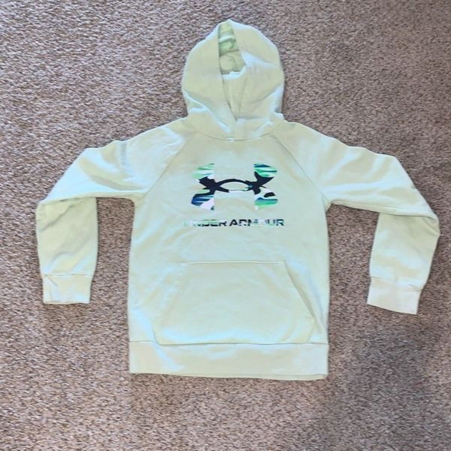 Under Armour Youth Boys hoodie sweatshirt size YM