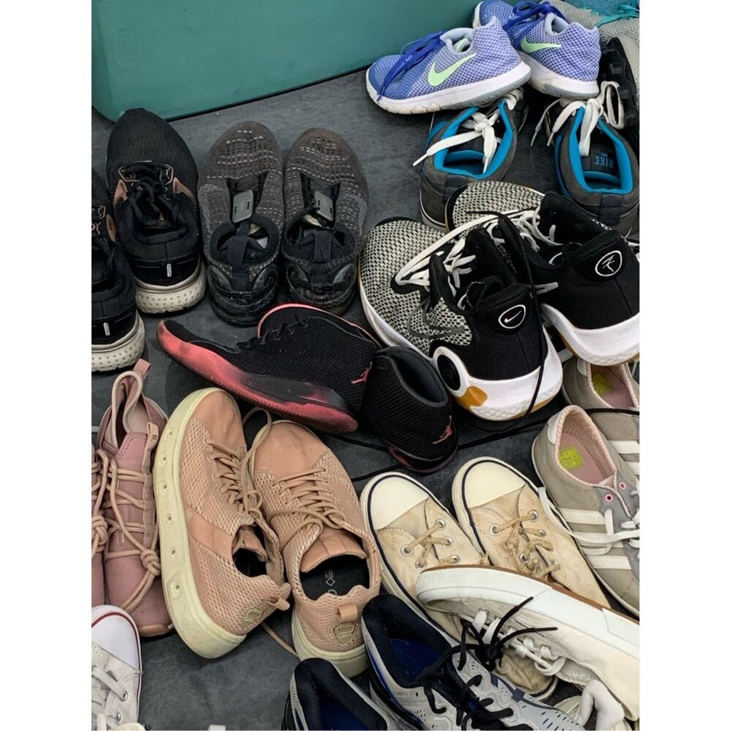 15 Pair Nike Adidas Vans Puma Brooks Gently Used Sneakers Wholesale Mixed Bundle