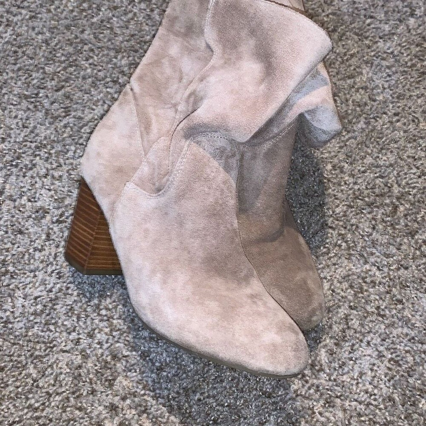 Women’s MIA tan suede booties boots size 6