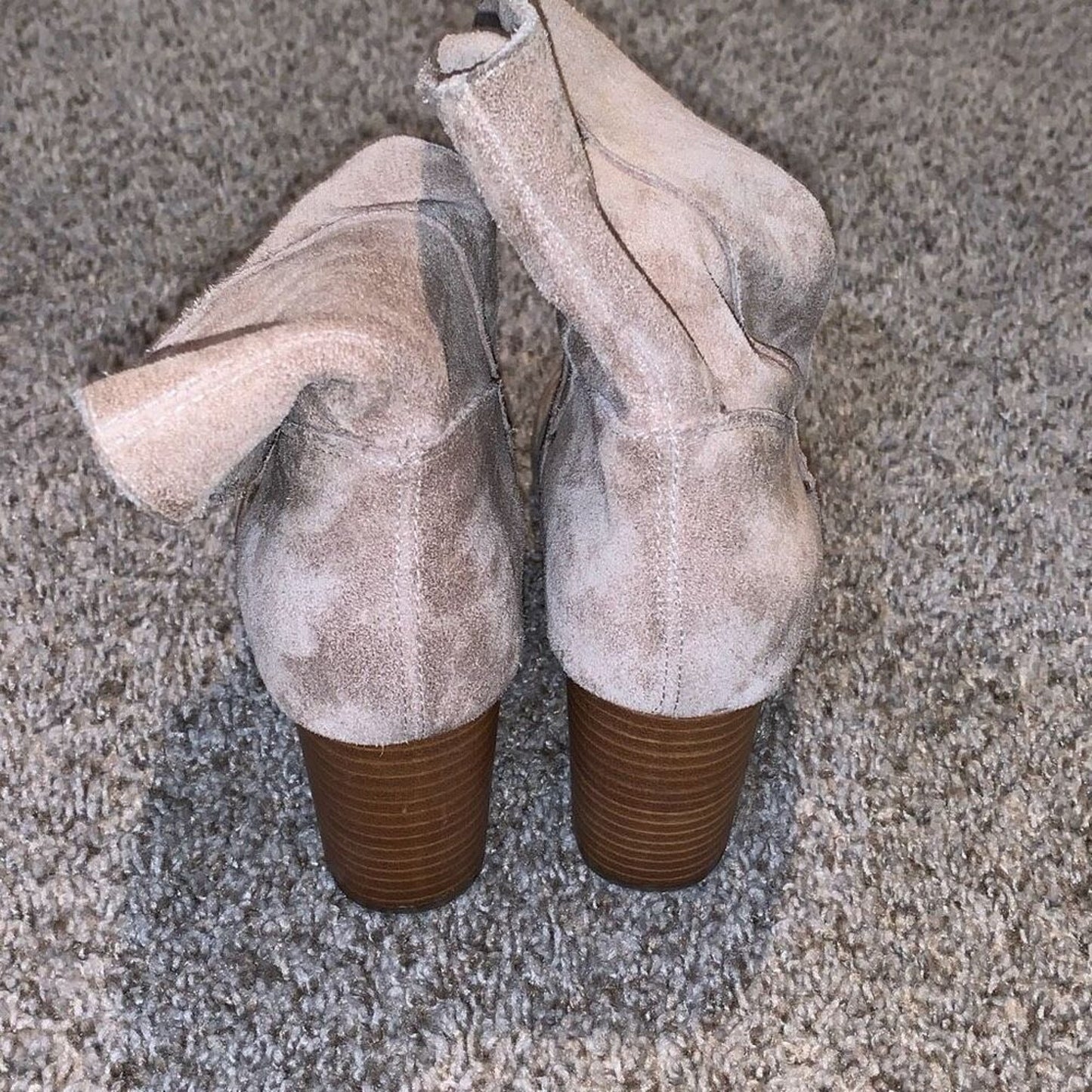 Women’s MIA tan suede booties boots size 6